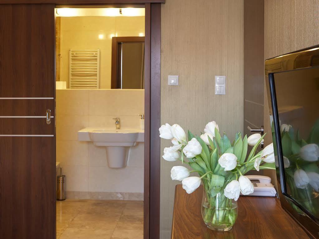 Hotel Rad Grudziądz エクステリア 写真